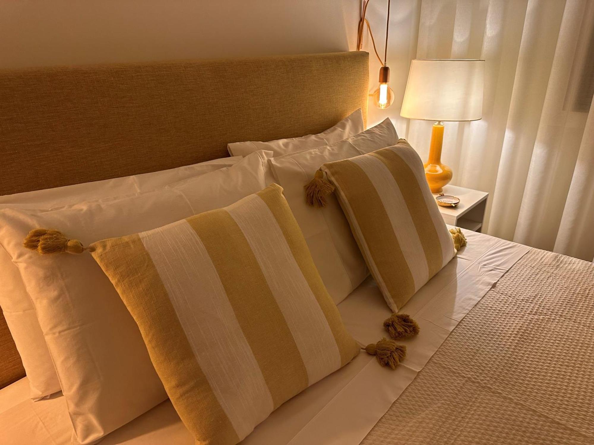 115 Oporto Guest House ภายนอก รูปภาพ