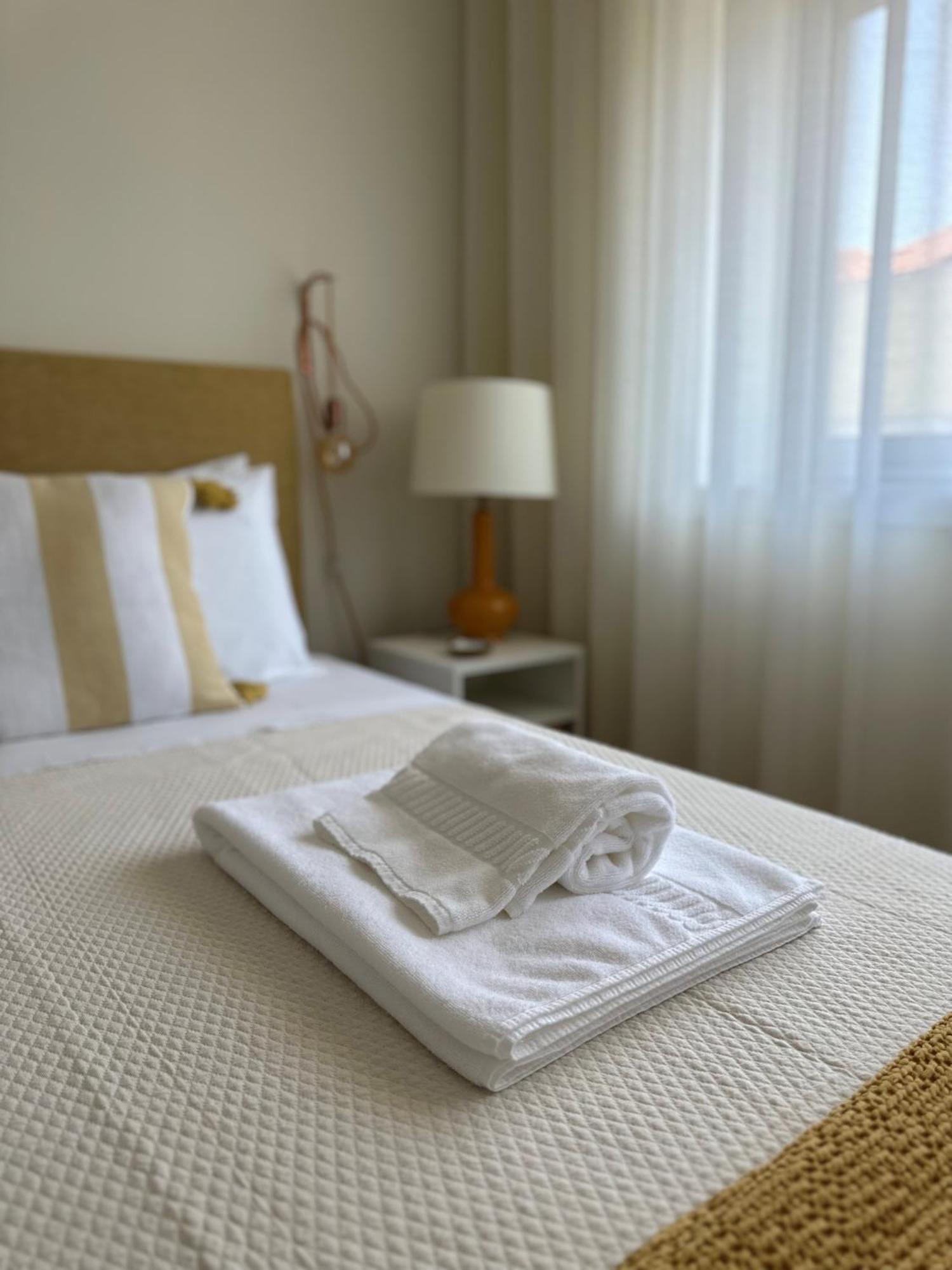 115 Oporto Guest House ภายนอก รูปภาพ